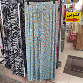 شلوار پلیسه عمده گلدار بسته 3 عددی (ارسال طرح رندوم)